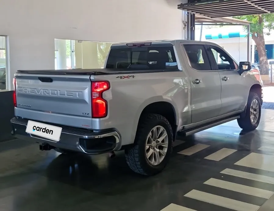 CHEVROLET SILVERADO 2021, imagen 4
