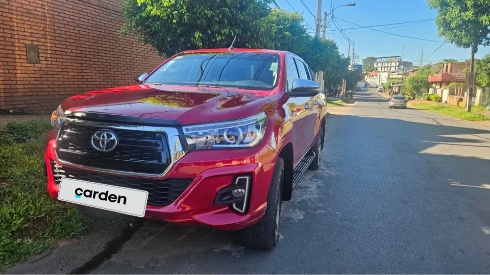 TOYOTA HILUX 2020
