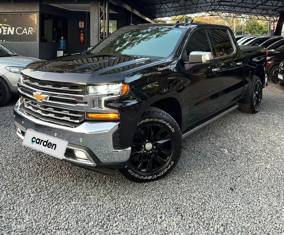 CHEVROLET SILVERADO 2020, imagen 2