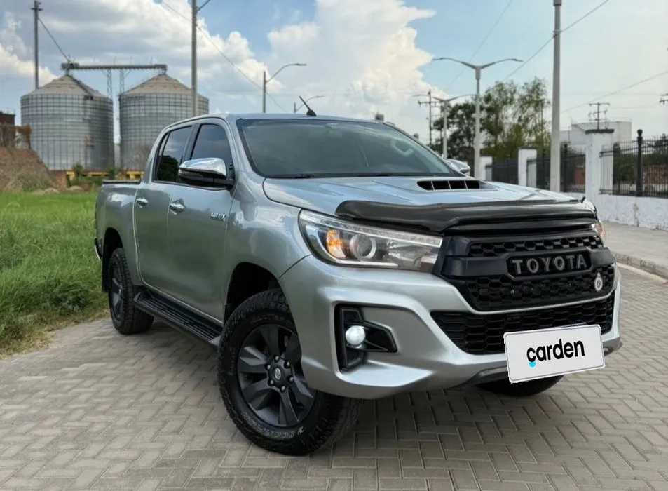TOYOTA HILUX 2016, imagen 2