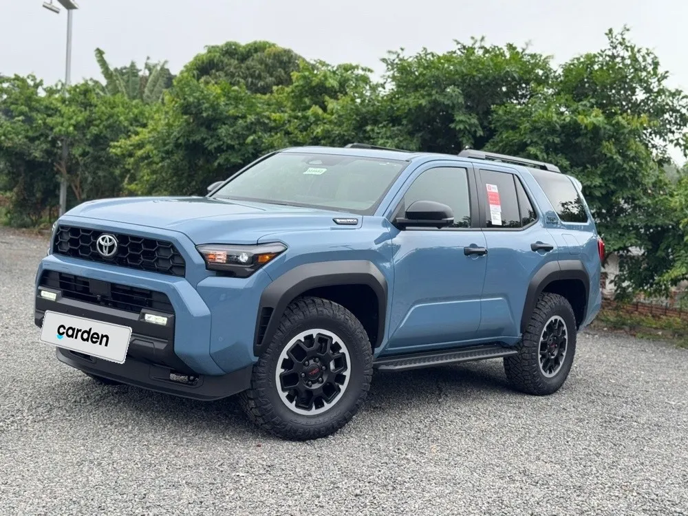 TOYOTA 4RUNNER 2026