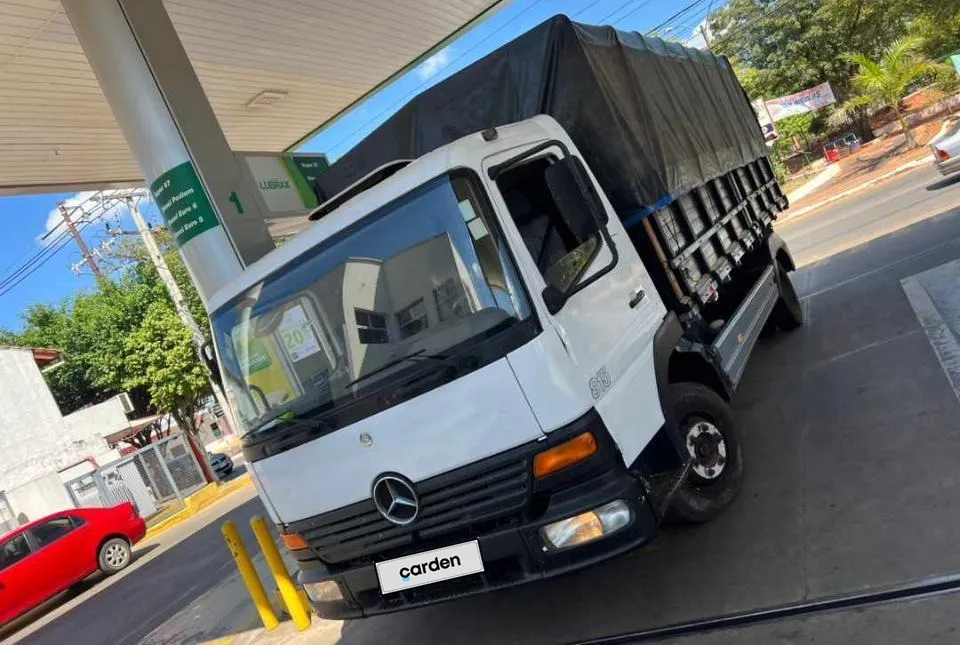 MERCEDES BENZ ATEGO 2004