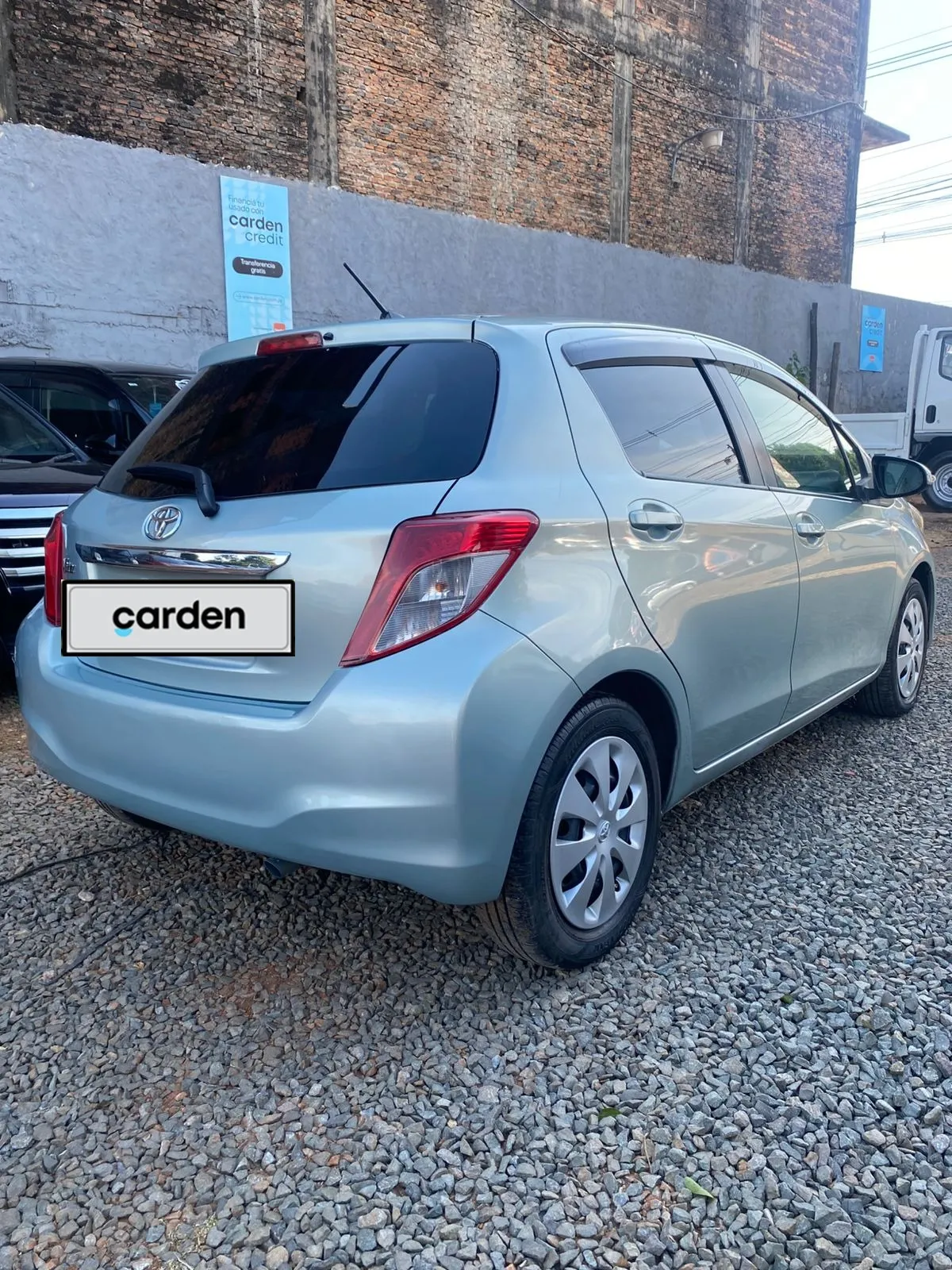 TOYOTA VITZ 2011, imagen 4