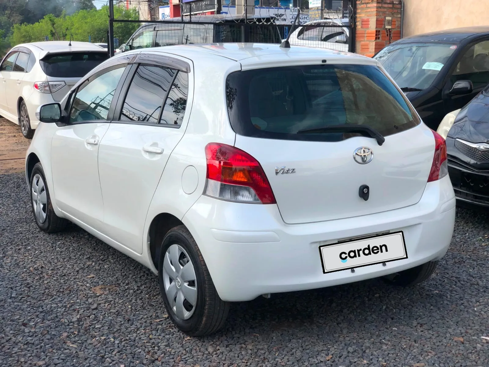 TOYOTA VITZ 2008, imagen 2