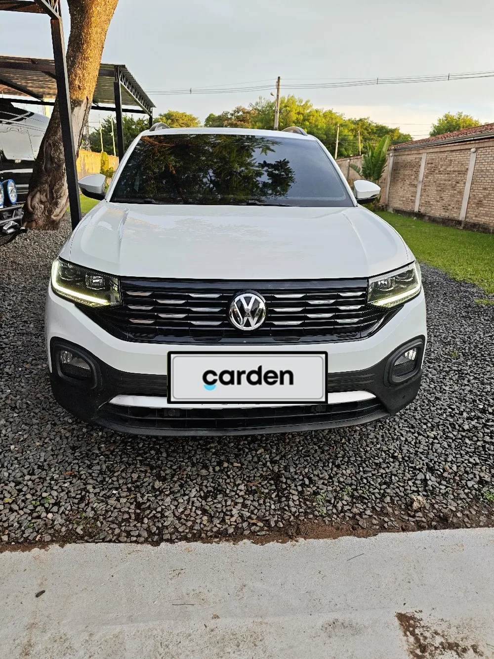 VOLKSWAGEN T-CROSS 2021
