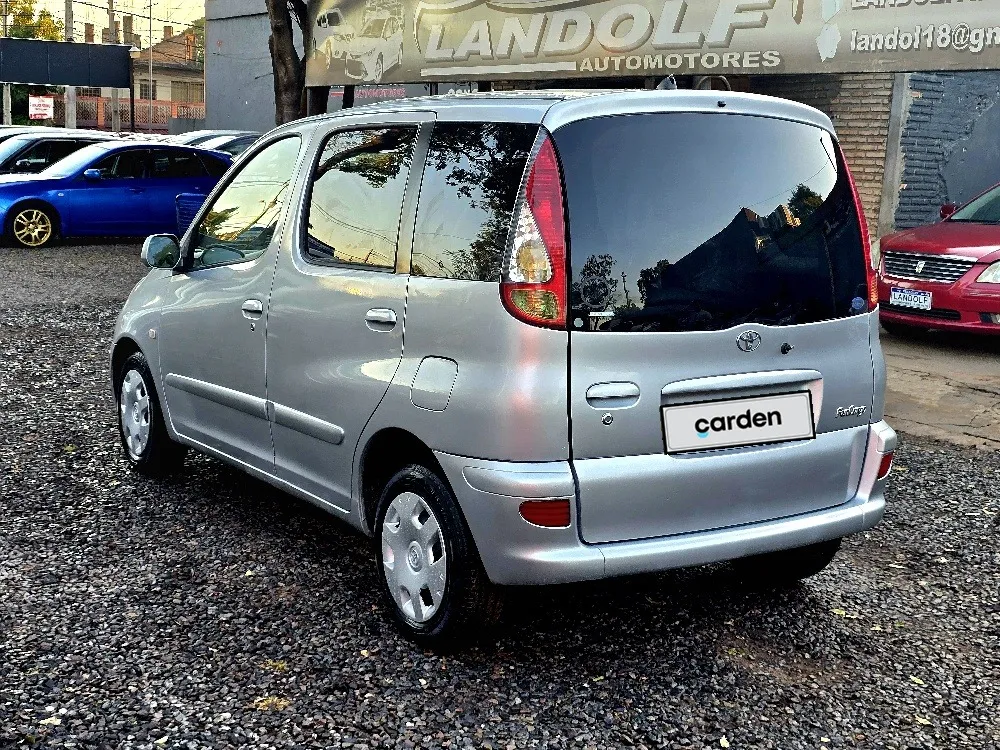 TOYOTA FUNCARGO 2006, imagen 4