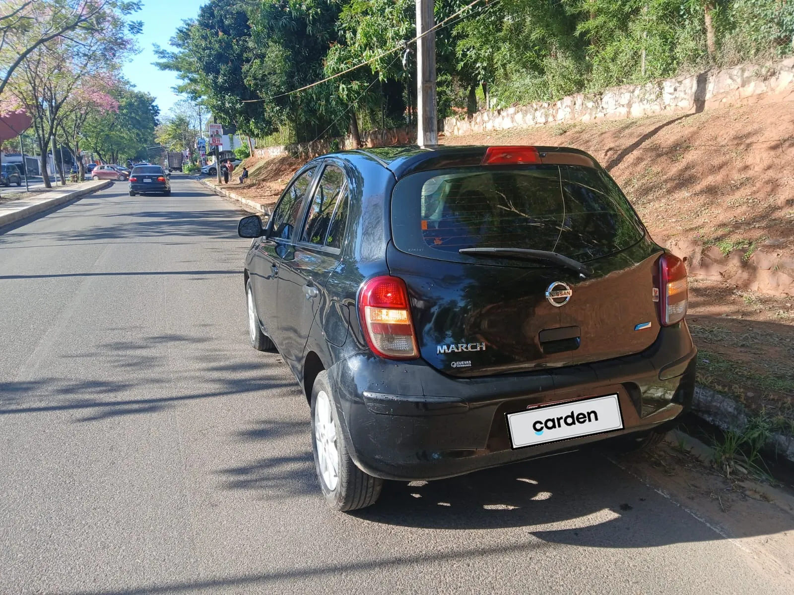 NISSAN MARCH 2011, imagen 4