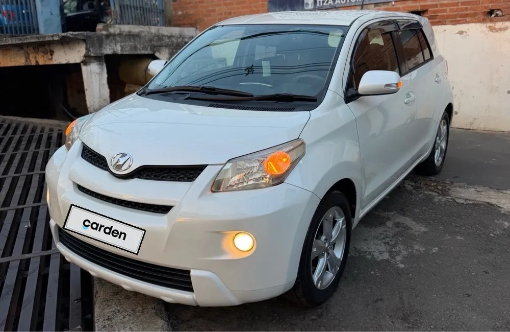 TOYOTA NEW IST 2010, imagen 2