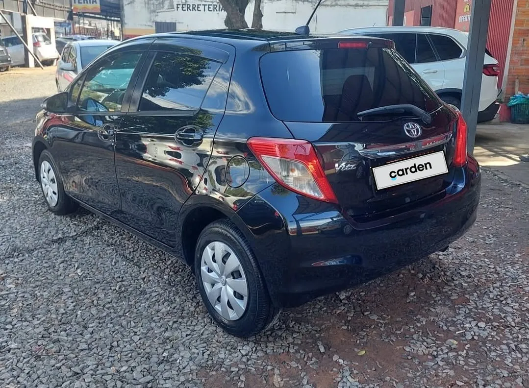TOYOTA NEW VITZ 2012, imagen 6