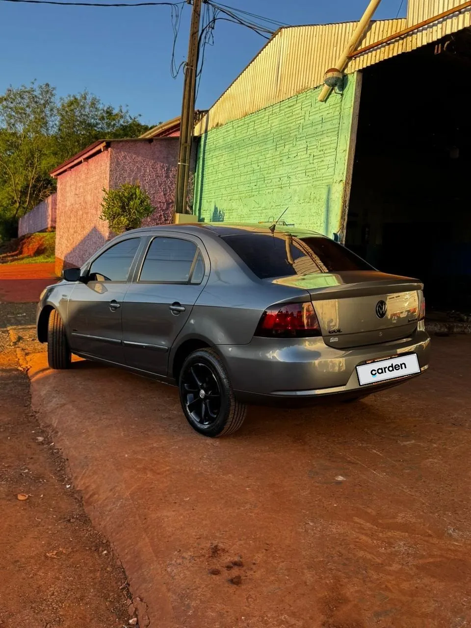 VOLKSWAGEN GOL SEDAN 2011, imagen 3