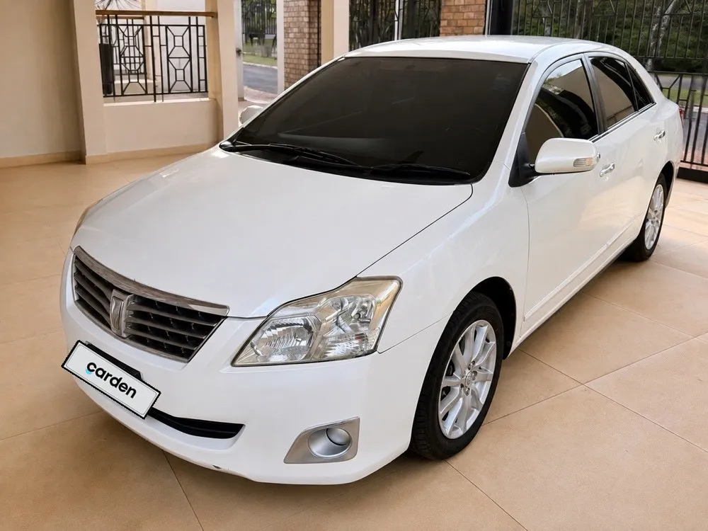 TOYOTA PREMIO 2010