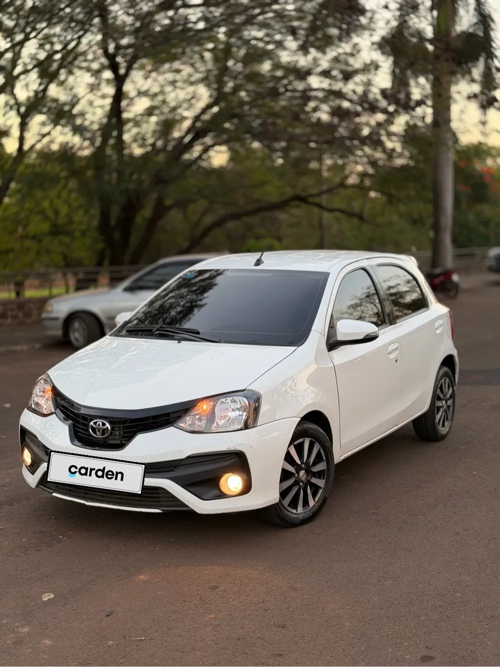 TOYOTA ETIOS 2019