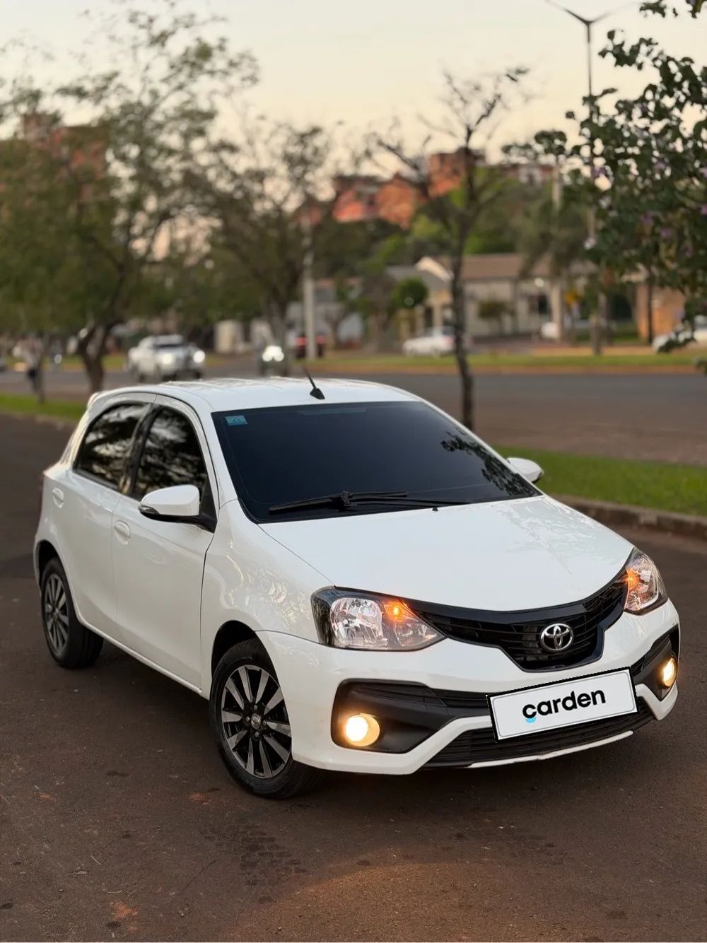 TOYOTA ETIOS 2019, imagen 2