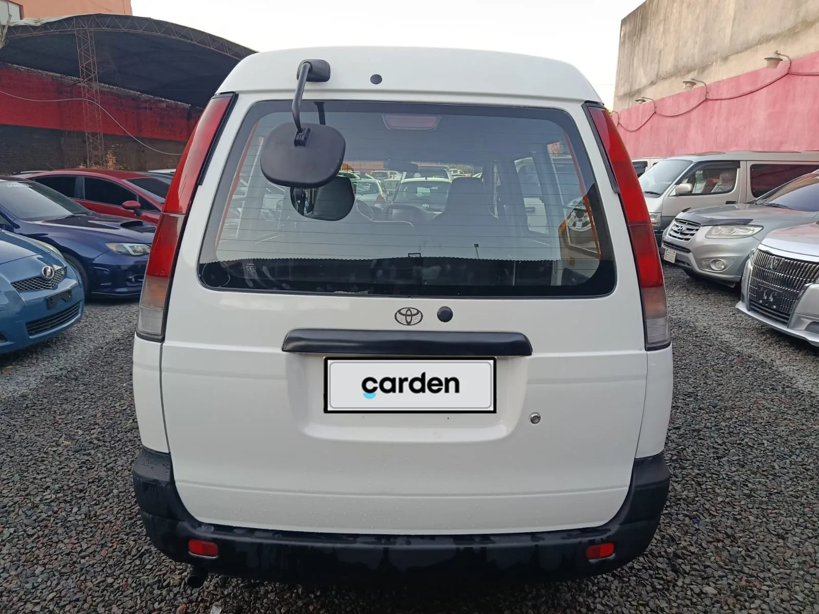 TOYOTA NOAH 2004, imagen 2