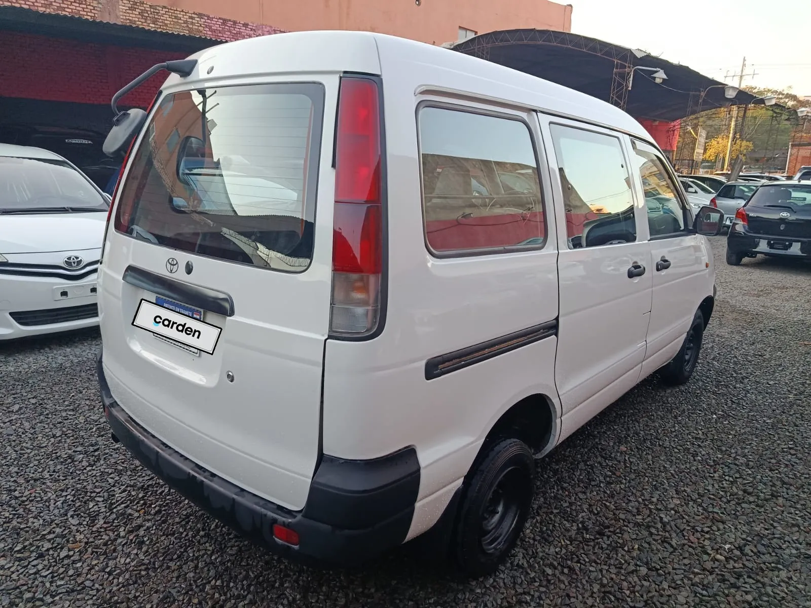 TOYOTA NOAH 2004, imagen 4