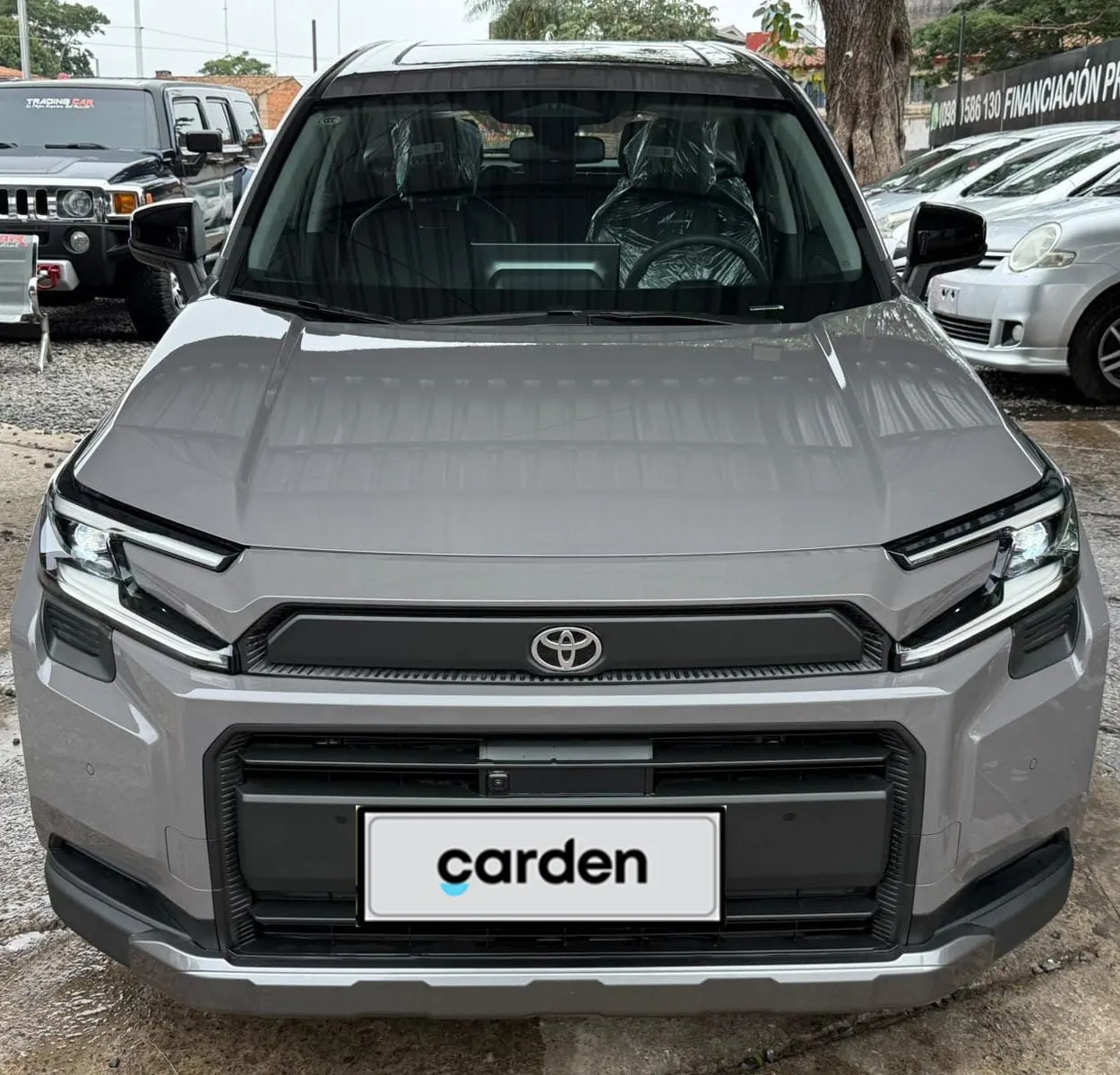 TOYOTA RAV4 2025