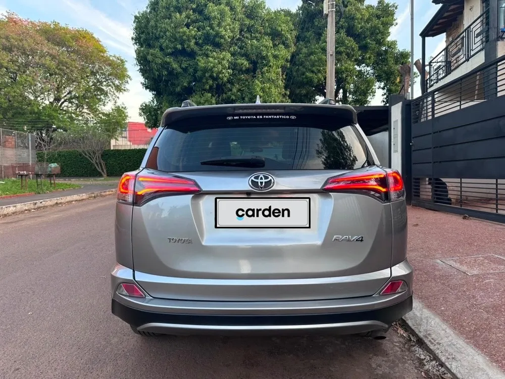 TOYOTA RAV4 2018, imagen 2