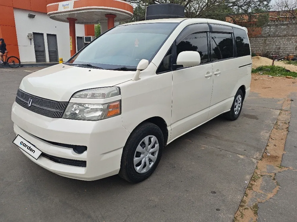TOYOTA VOXY 2006, imagen 2