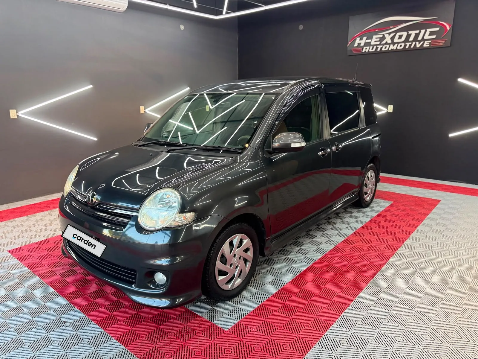 TOYOTA SIENTA 2008