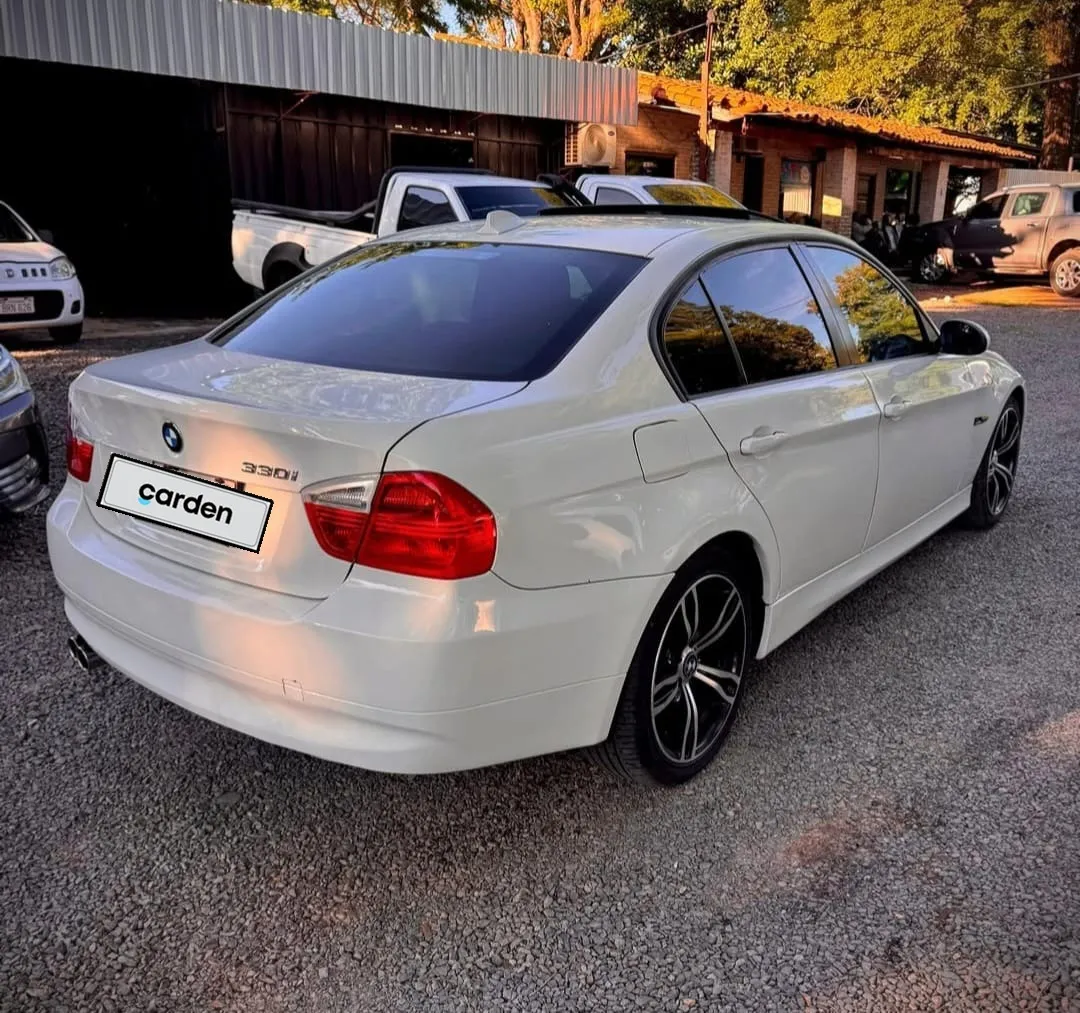 BMW 330 2006, imagen 6