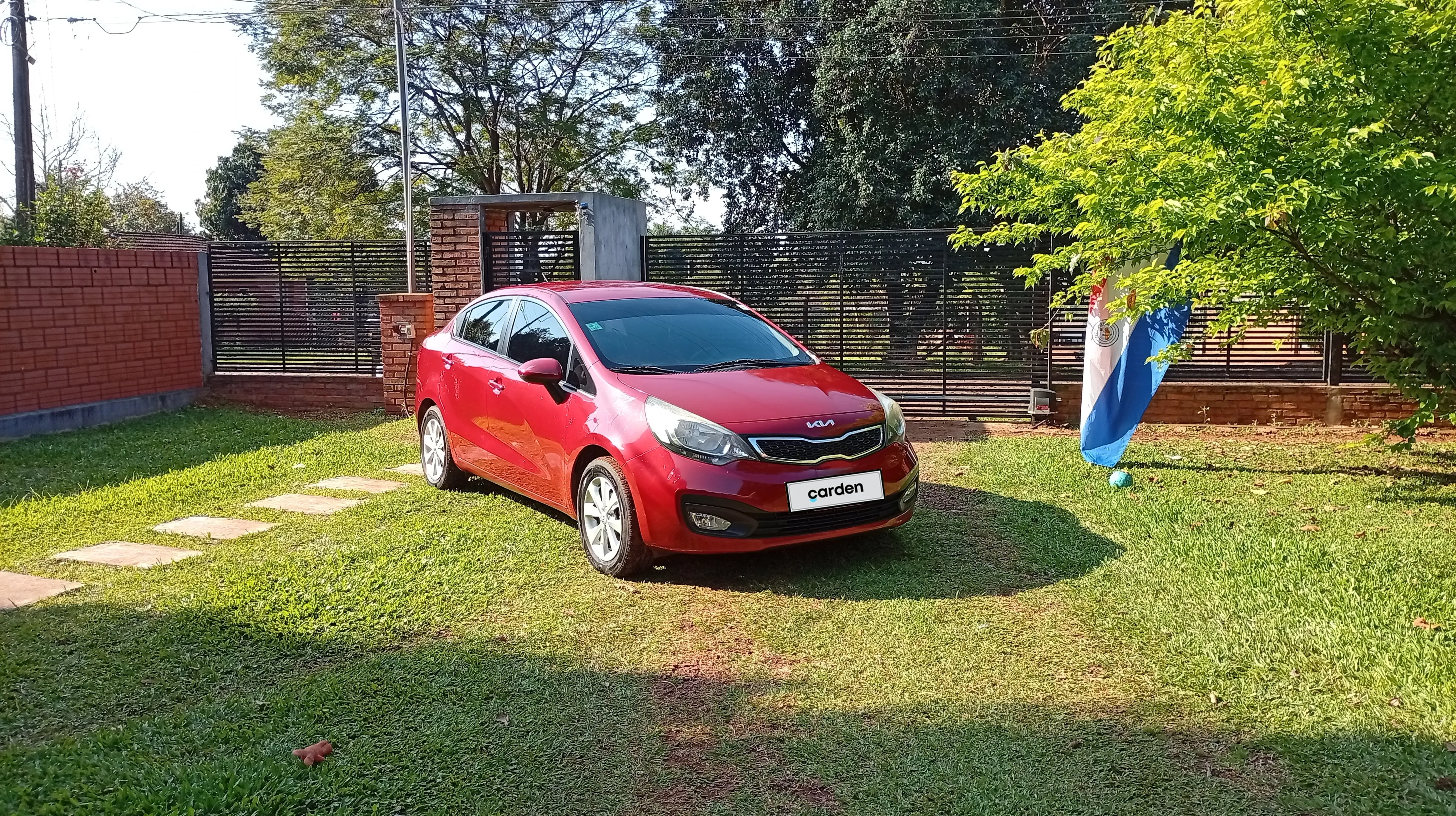 KIA RIO SEDAN 2012