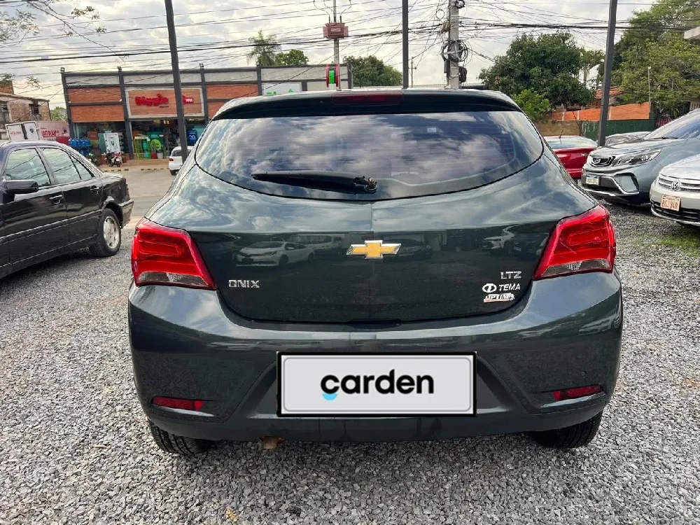 CHEVROLET ONIX 2013, imagen 2