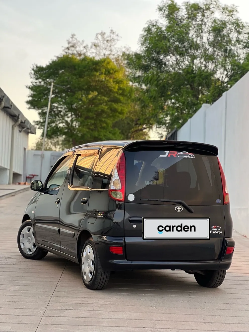 TOYOTA FUNCARGO 2006, imagen 3