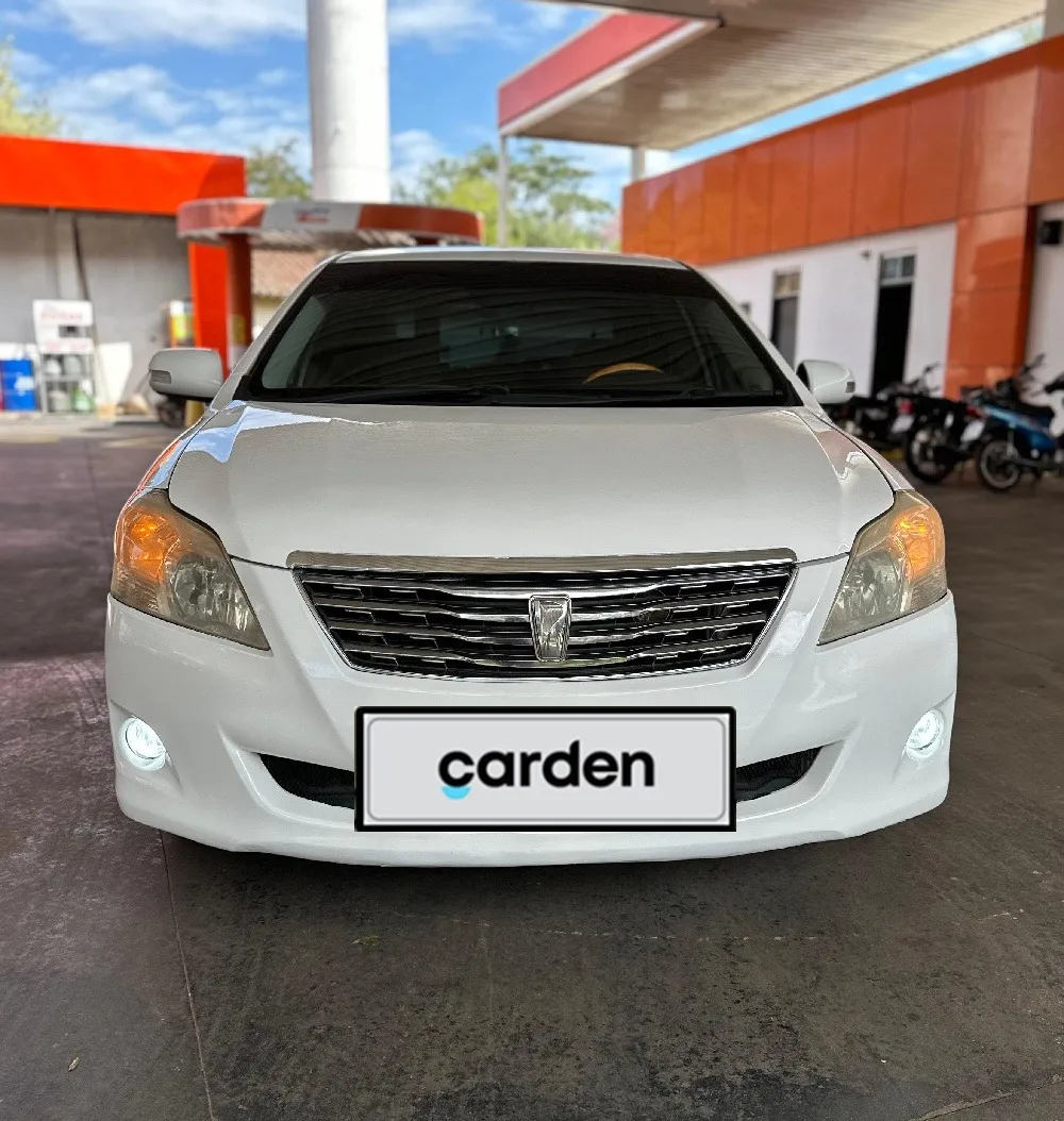 TOYOTA PREMIO 2009