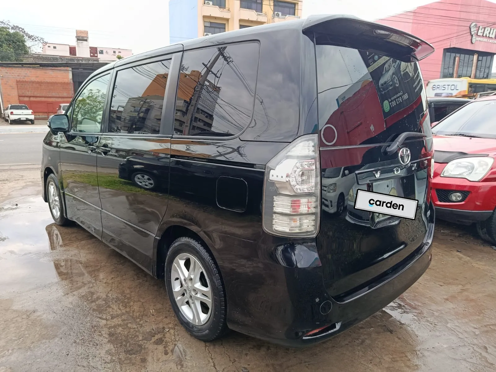 TOYOTA VOXY 2010, imagen 3