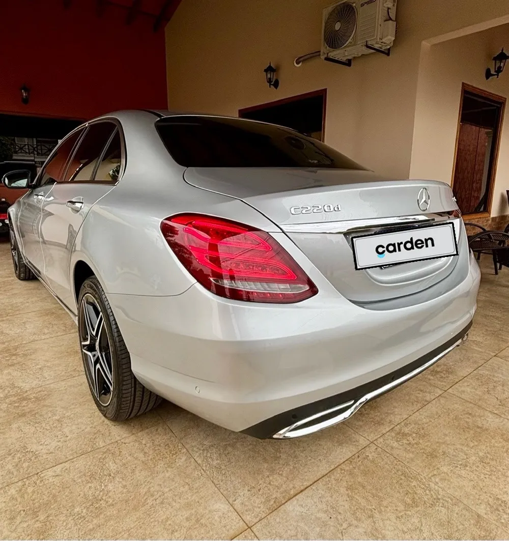 MERCEDES BENZ C220 2015, imagen 2