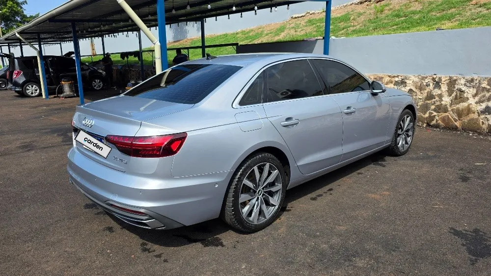 AUDI A4 2021, imagen 2