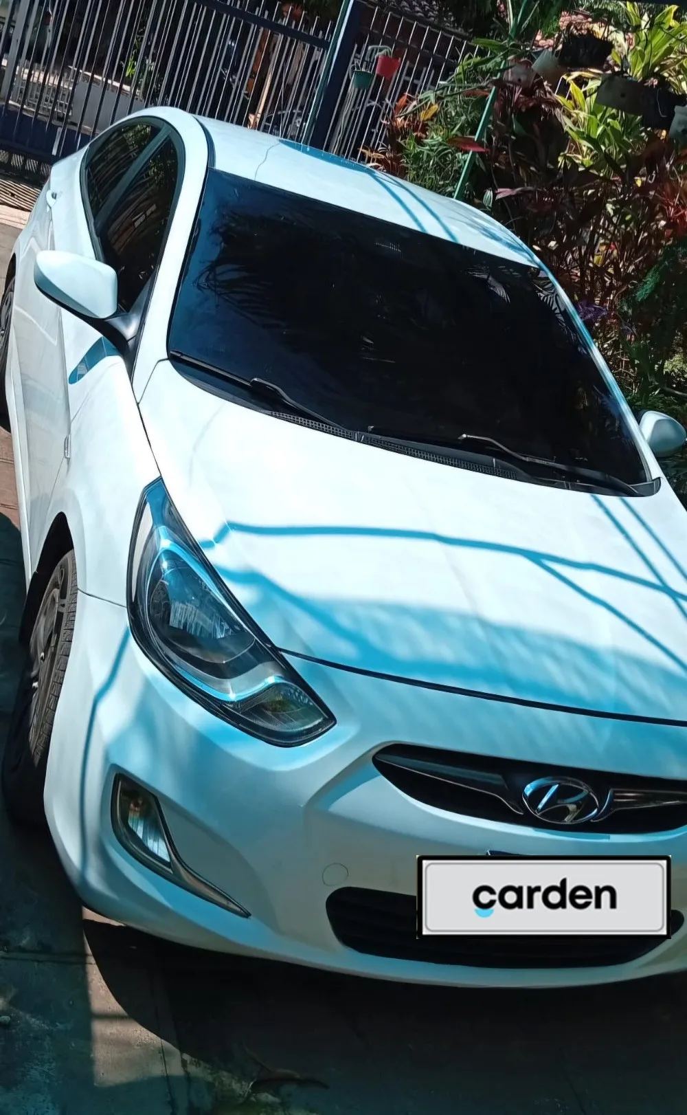 HYUNDAI ACCENT 2012