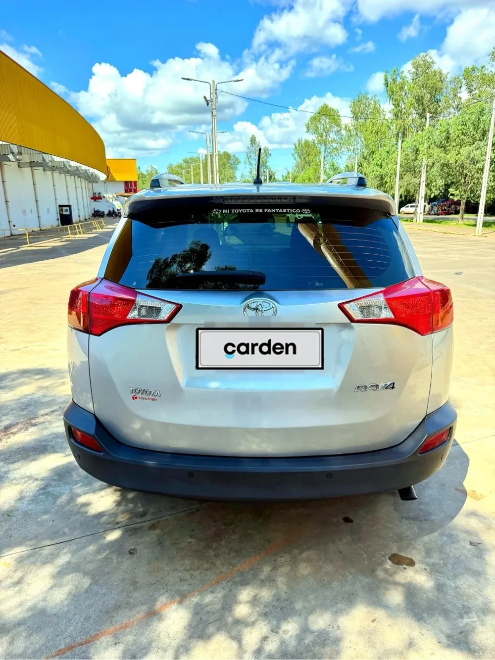TOYOTA RAV4 2014, imagen 2