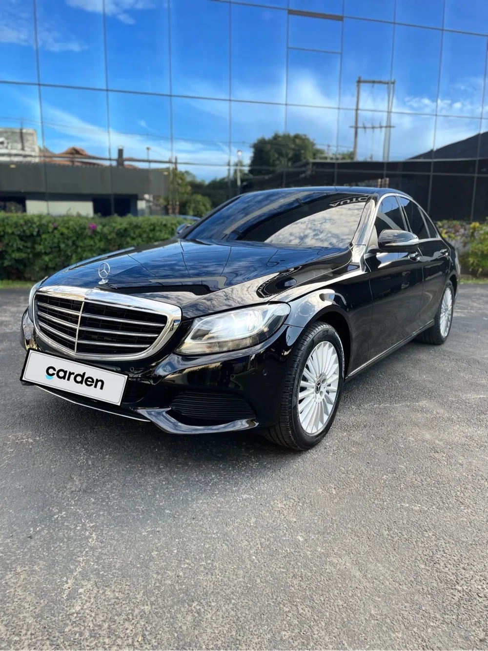 MERCEDES BENZ C220 2015