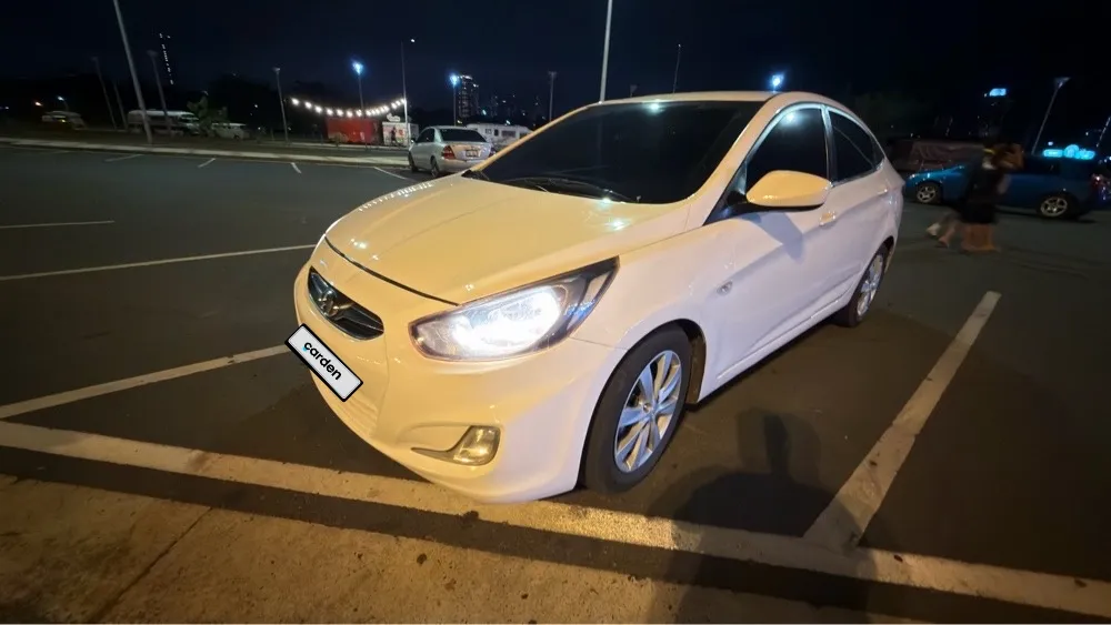 HYUNDAI ACCENT 2014