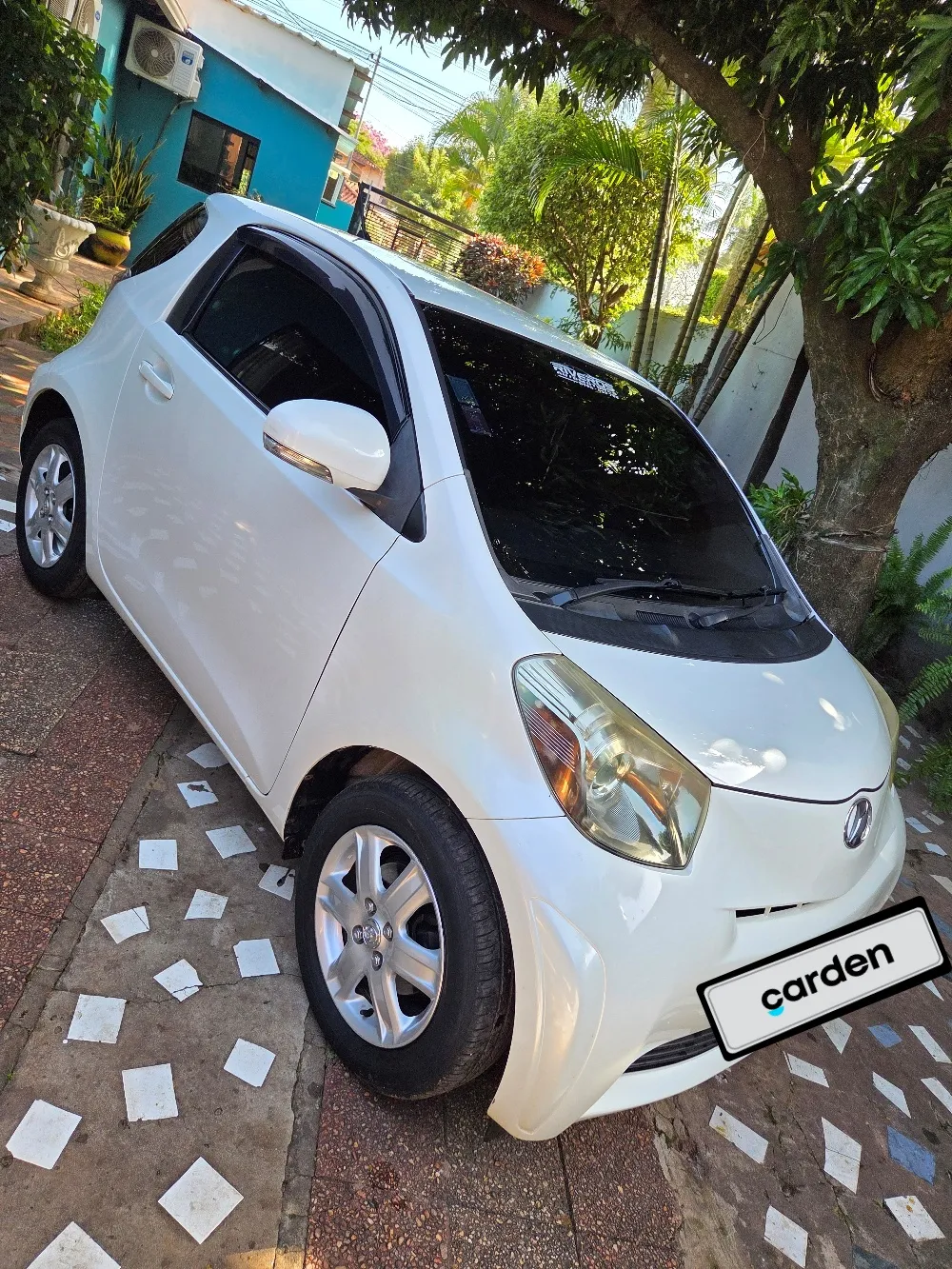 TOYOTA IQ 2009