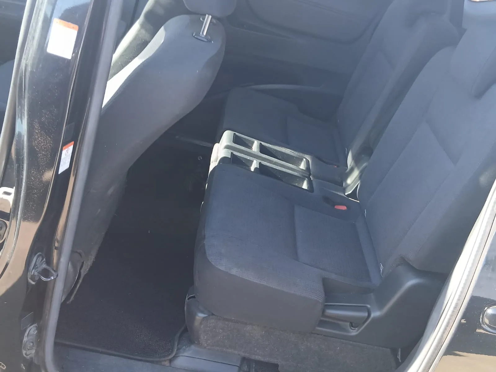 TOYOTA SIENTA 2015, imagen 2