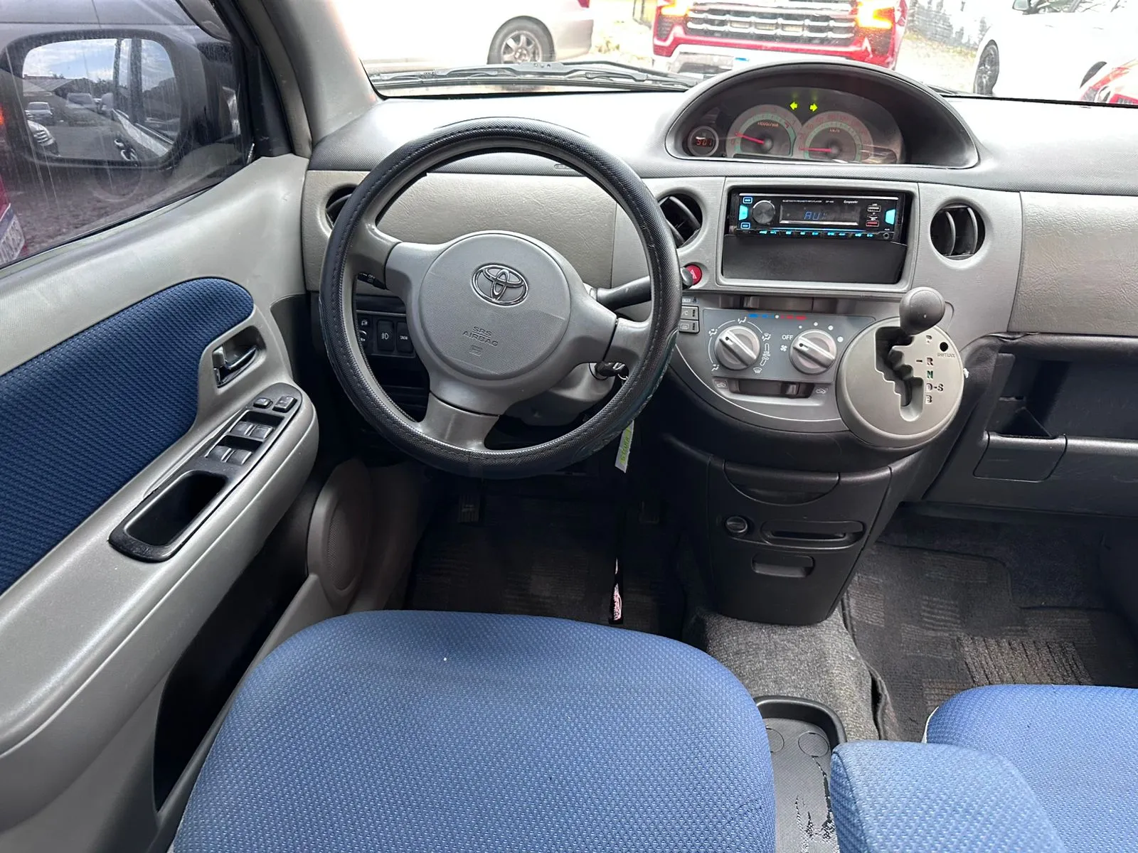 TOYOTA SIENTA 2006, imagen 5