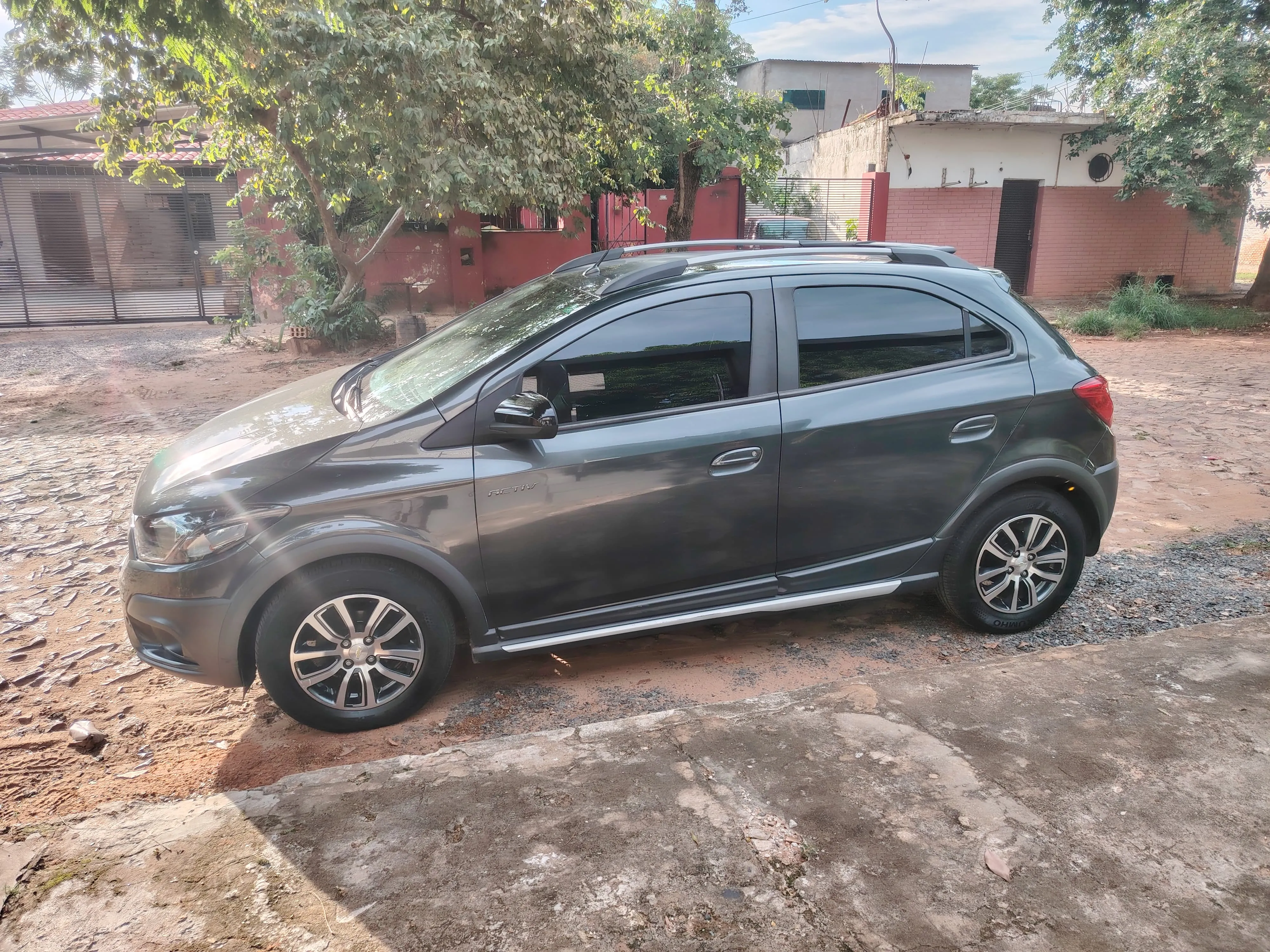 CHEVROLET ONIX ACTIV 2017, imagen 8