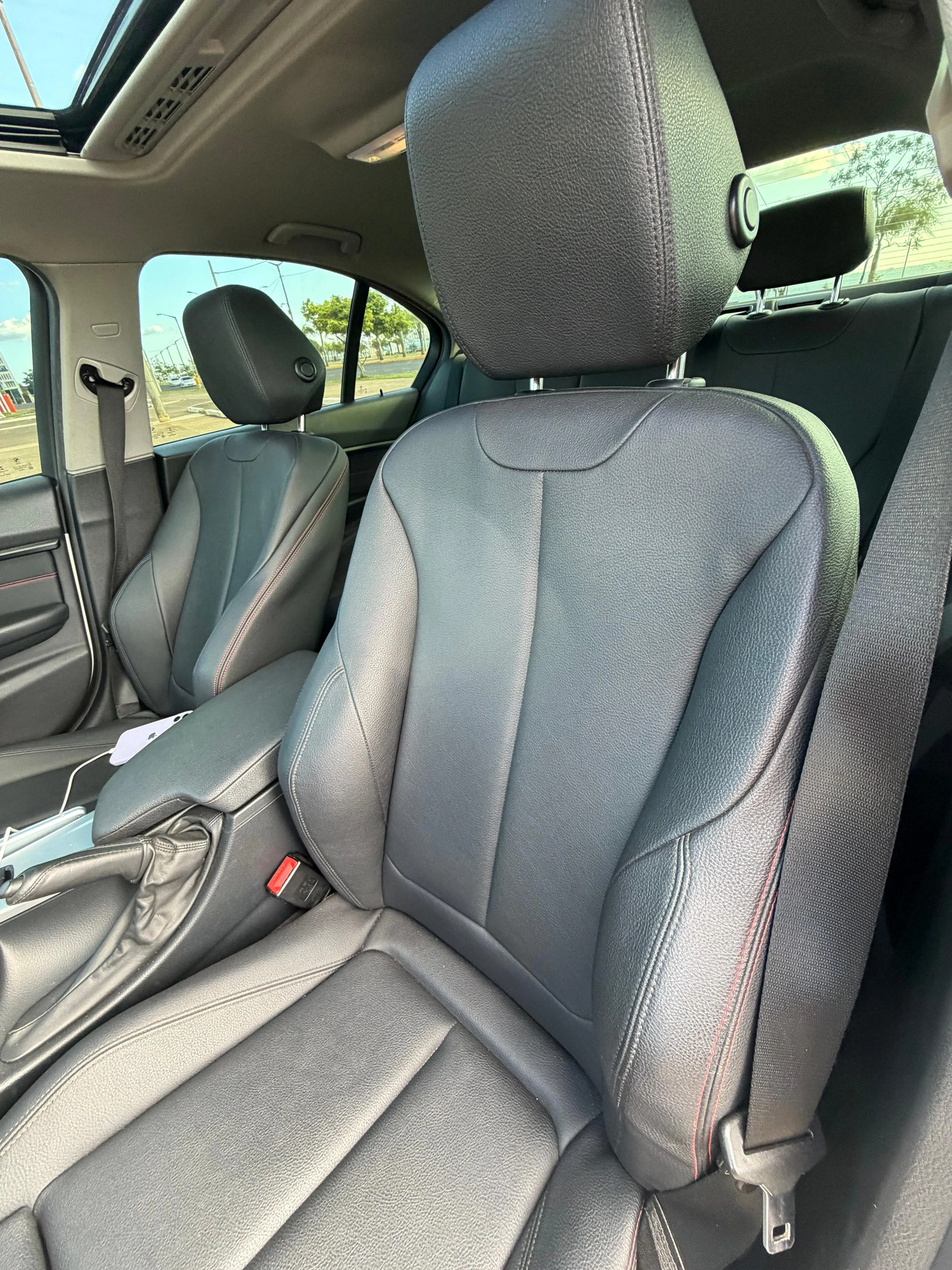 BMW 328i 2015, imagen 4