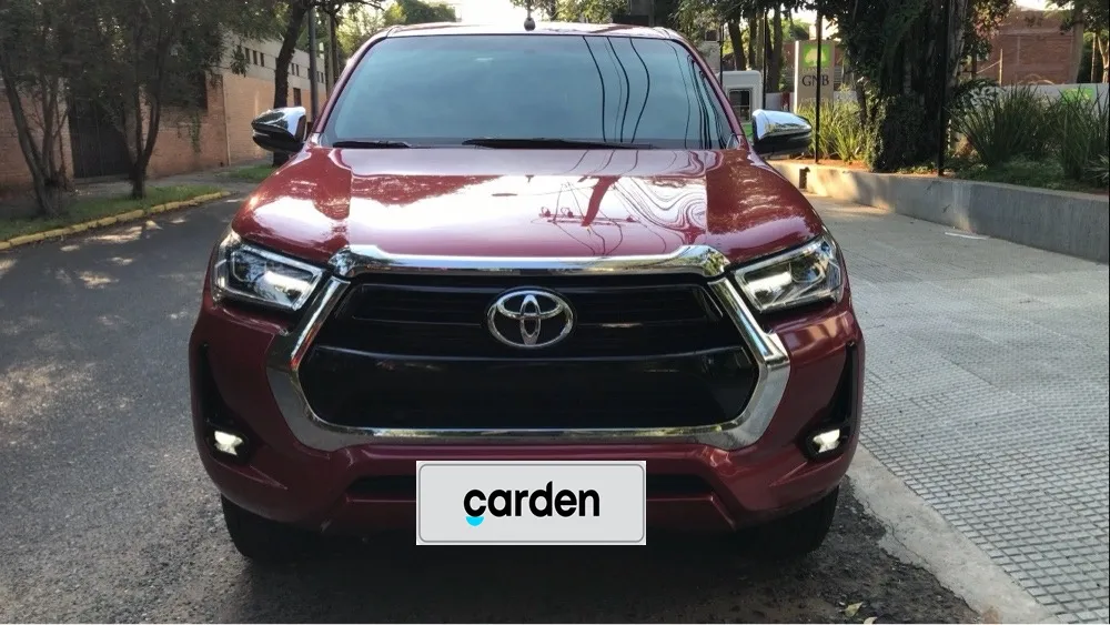 TOYOTA HILUX 2021