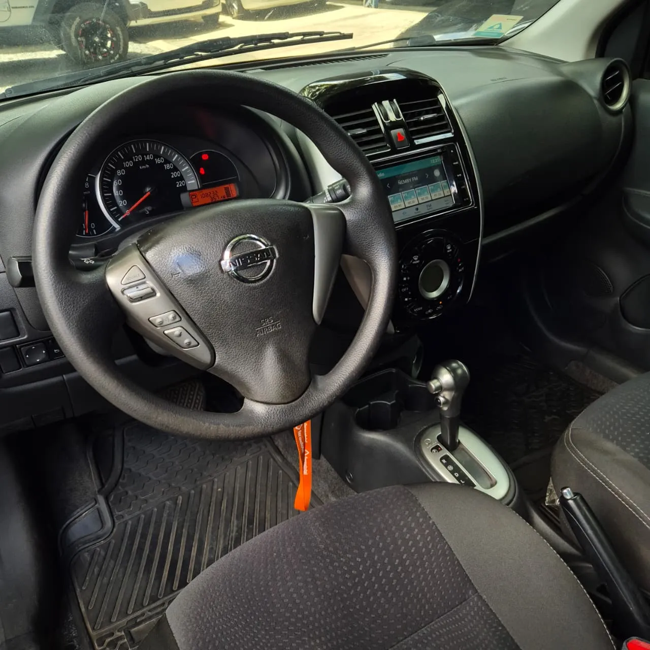 NISSAN MARCH 2019, imagen 4