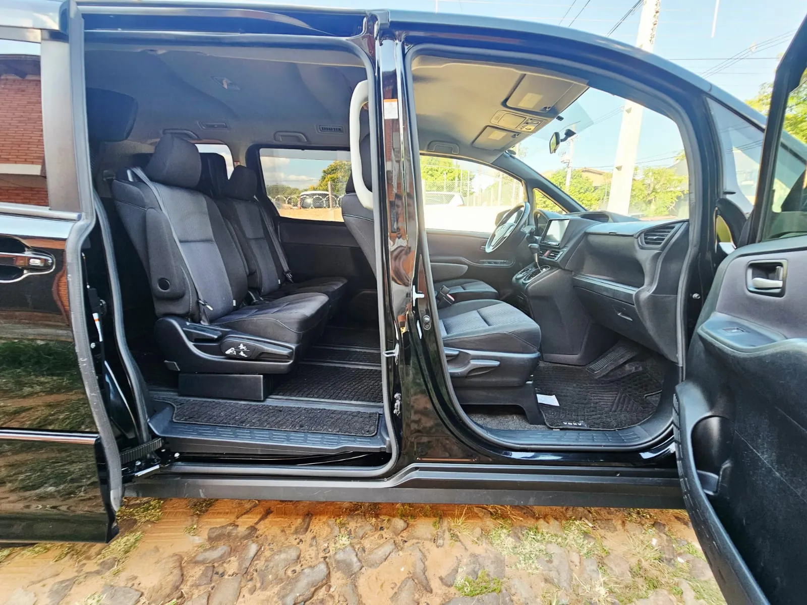 TOYOTA VOXY 2014, imagen 4