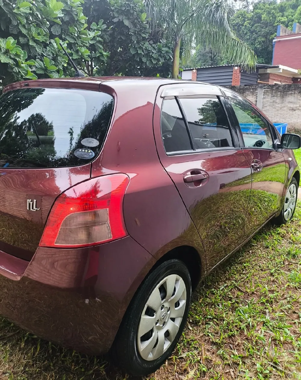 TOYOTA NEW VITZ 2007, imagen 3