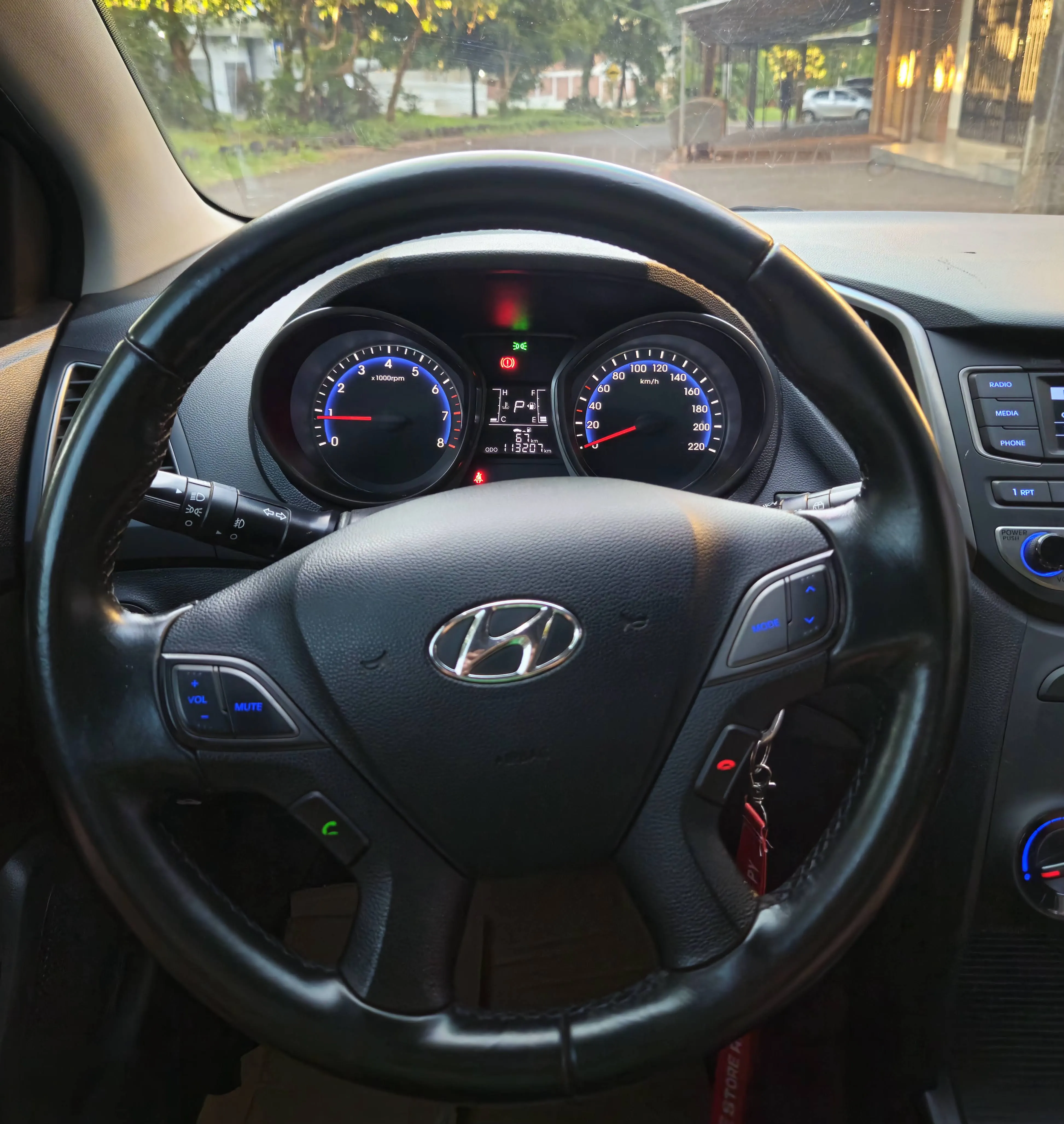 HYUNDAI HB20x 2016, imagen 2