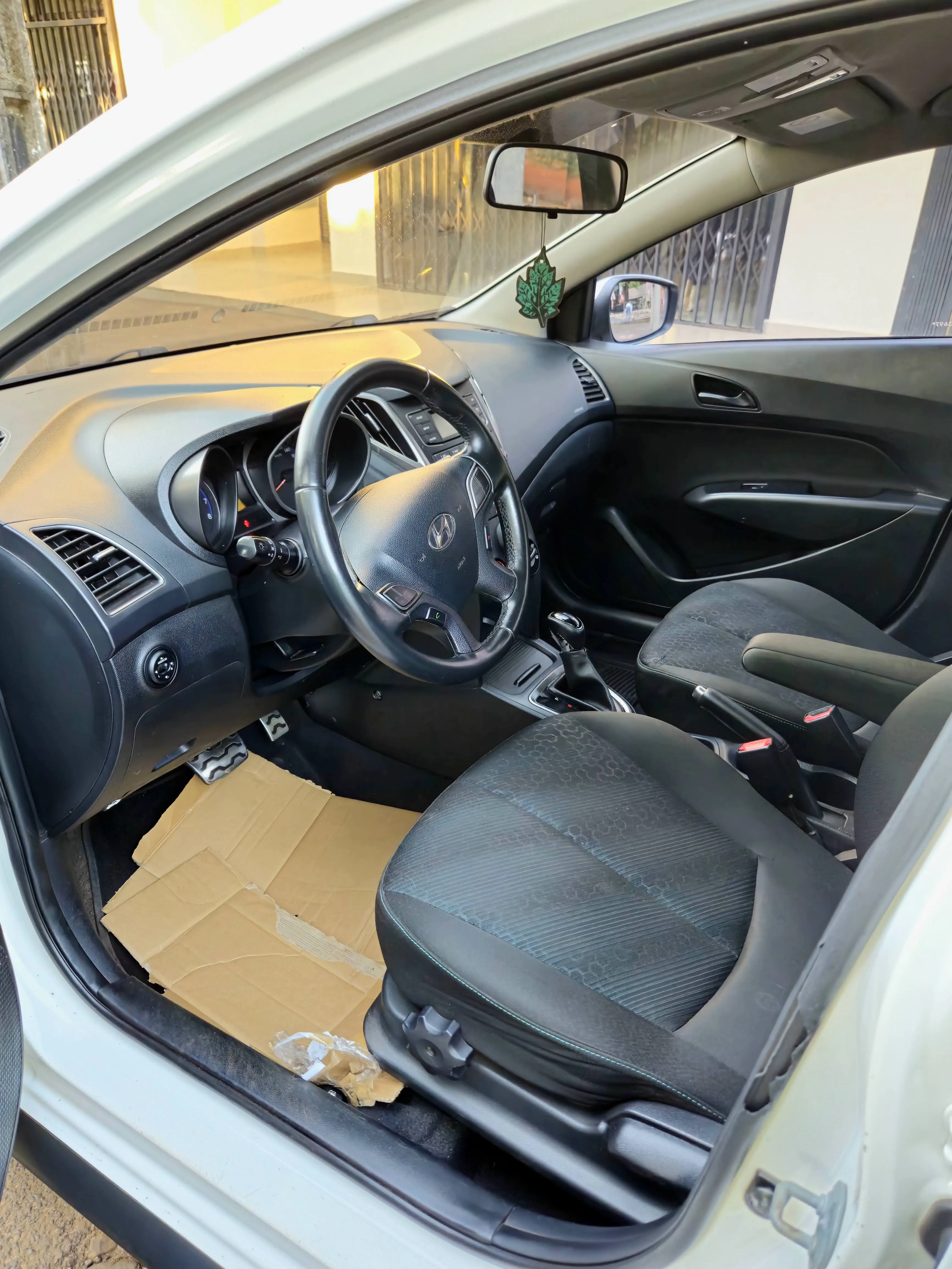 HYUNDAI HB20x 2016, imagen 3