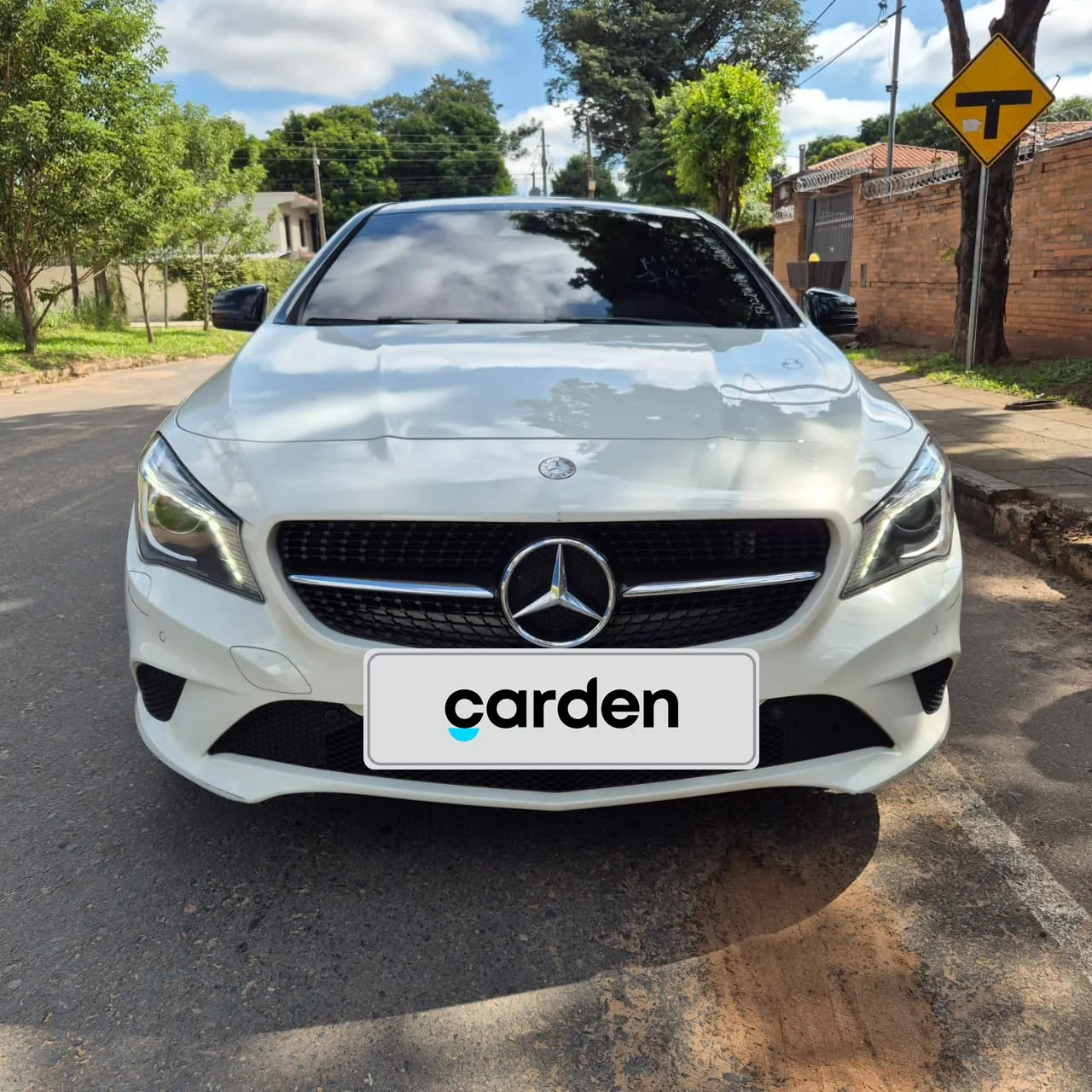 MERCEDES BENZ CLA200 2016