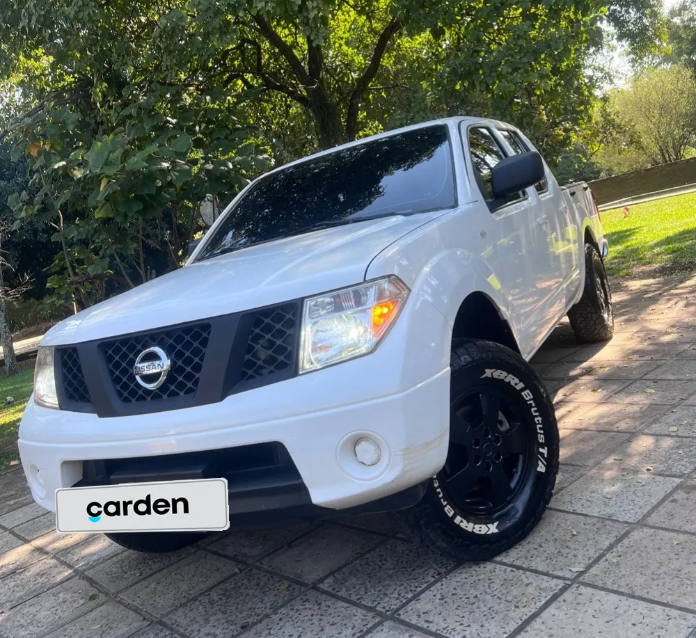 NISSAN NAVARA 2009