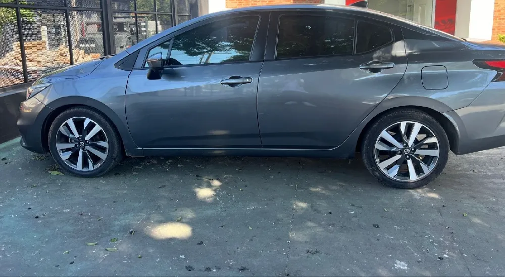 NISSAN VERSA 2022, imagen 5