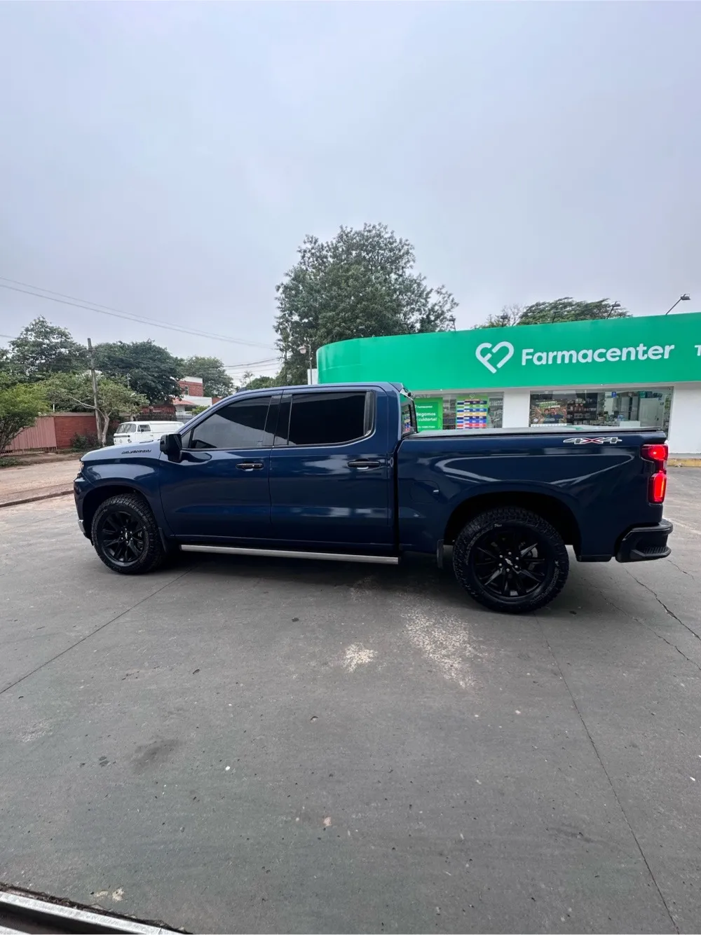 CHEVROLET SILVERADO 2021, imagen 2